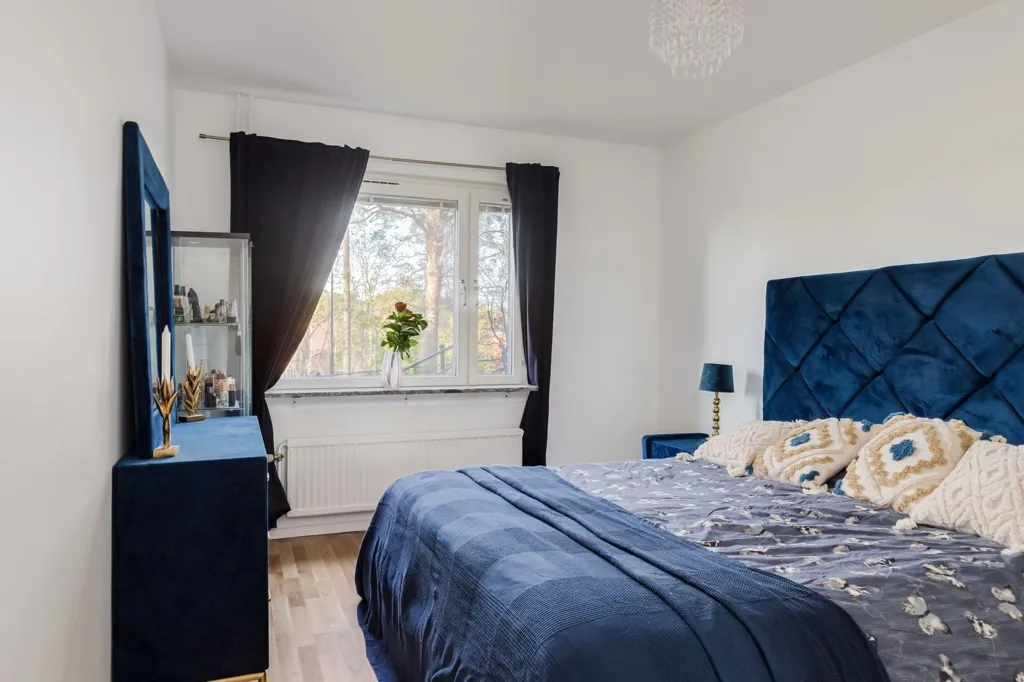 Chambres - Apartment with Glazed Balcony in Västerås