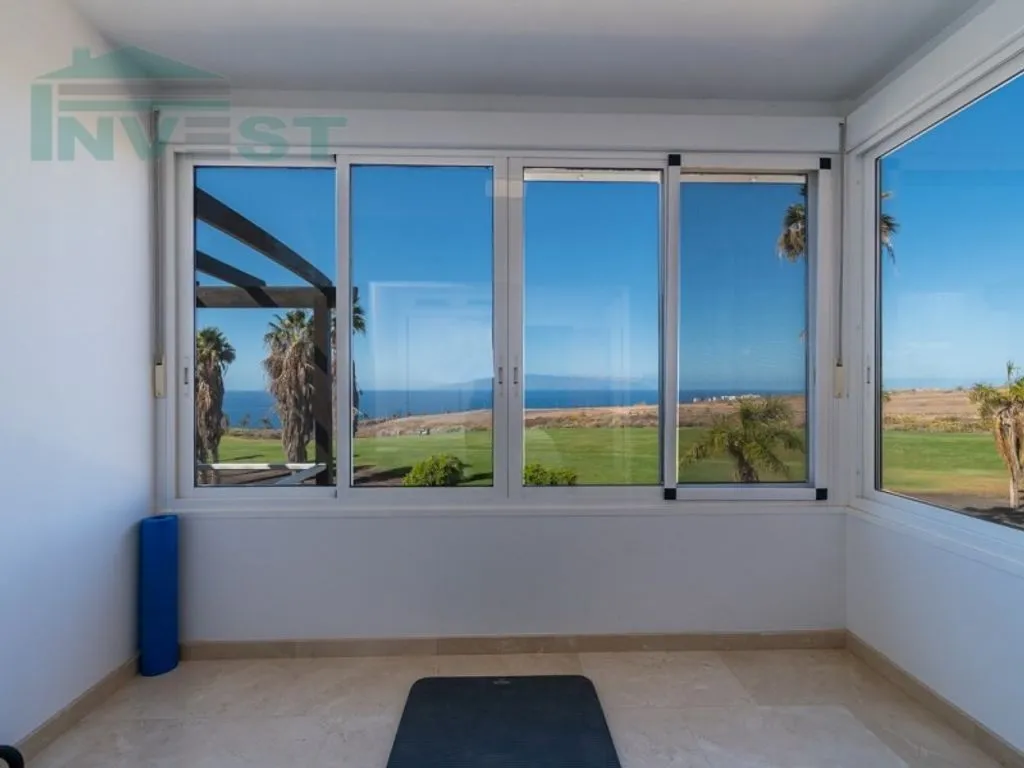 Pièces - Duplex with Golf Course Views in Adeje