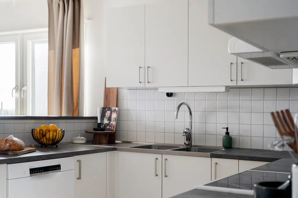 Kitchen - Modern Apartment with Balcony in Gimonäs