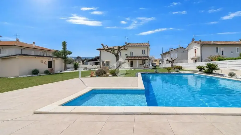 Bassein - Luxury Villa with Pool in Sala, Cesenatico
