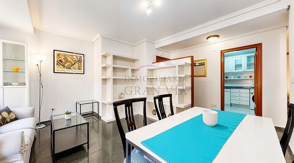 Söögituba - Reformed Flat with Balcony in El Botànic