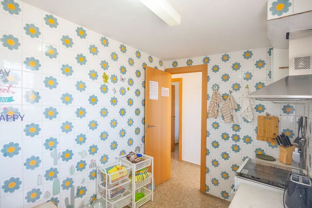 Kitchen - Ample Terrace Apartment in Oliva Playa