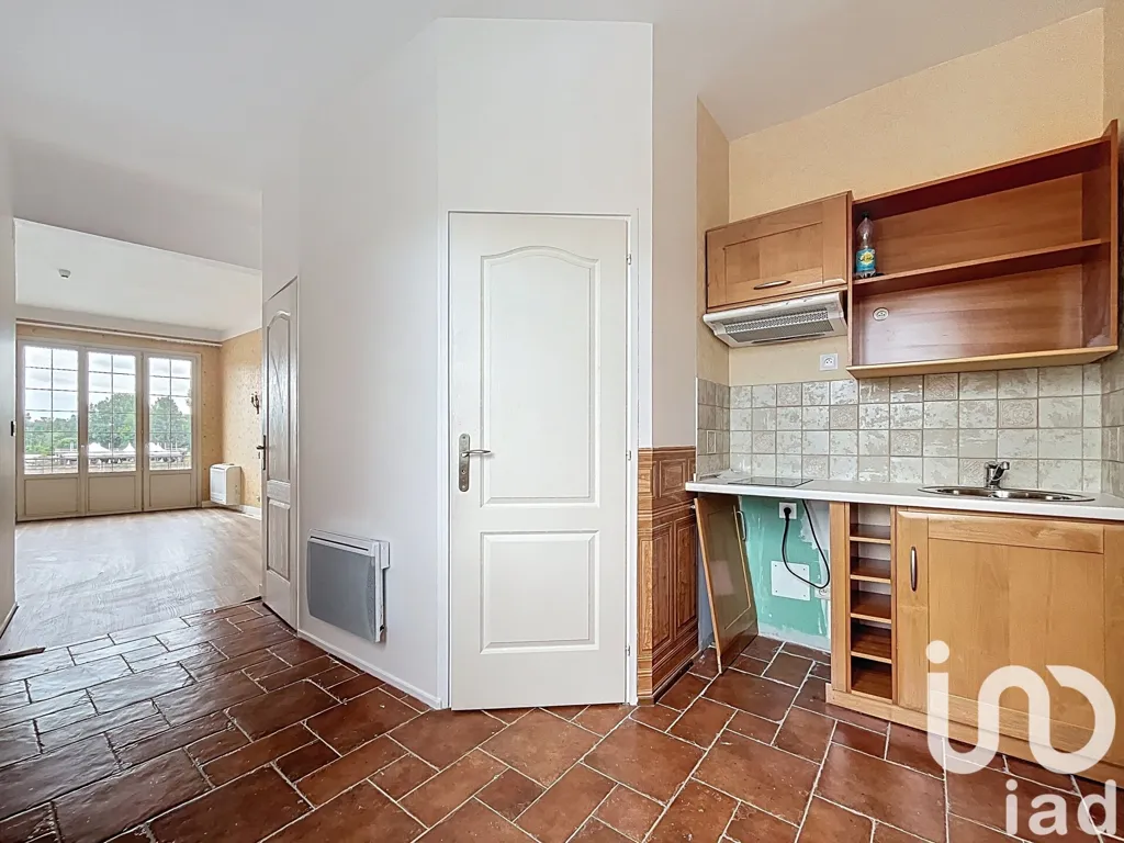 Köök - Renovated Flat with Balcony in Montrichard