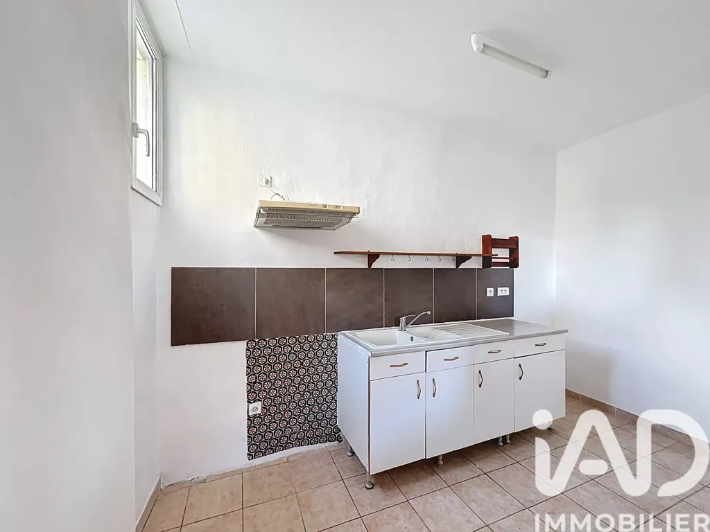 Cuisine - Appartement Duplex avec Garage au Centre de Malaucène