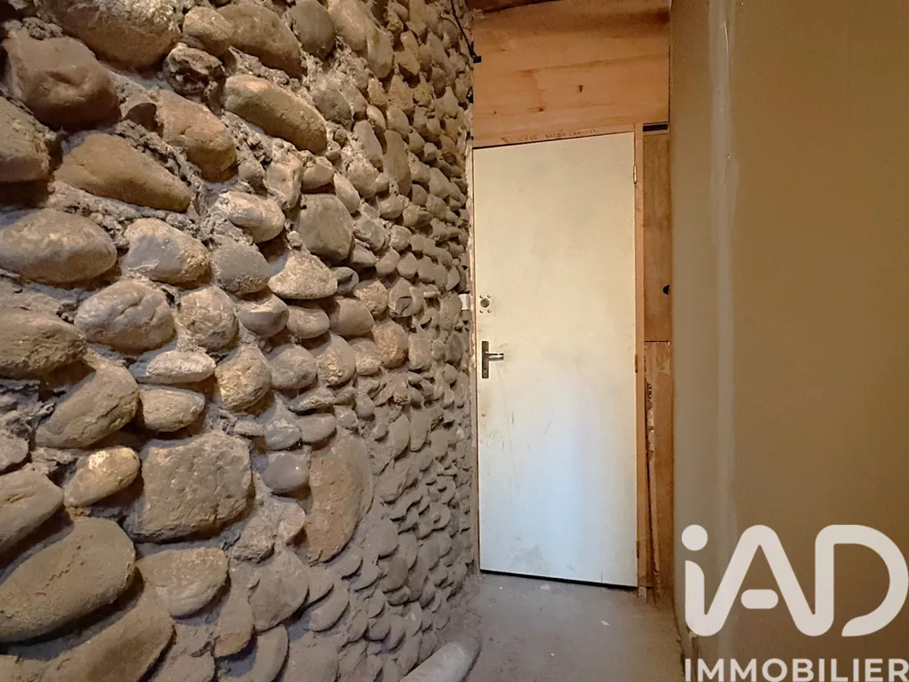 hallway_entrance