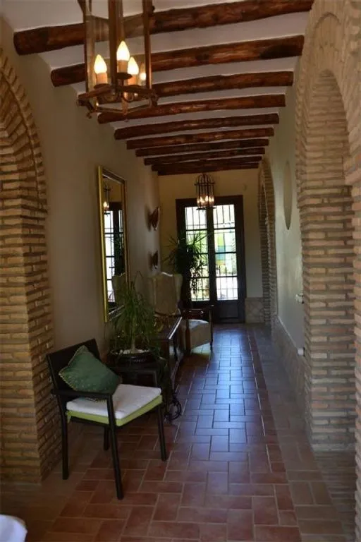 Esik - Luxury House with Pool in Posadas