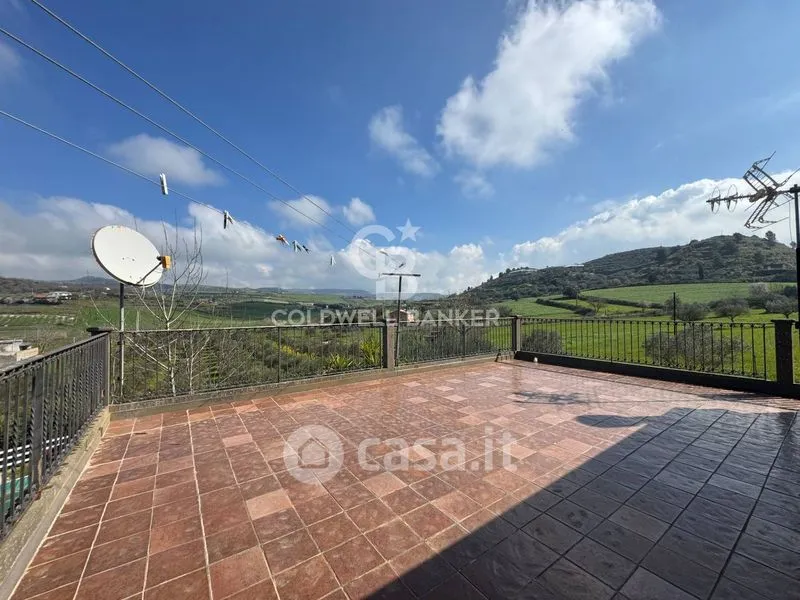 Terrass - Villa with Pool in Monterosso Almo