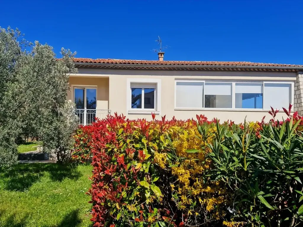Välivaade - Two-Appartment House with Garden in Forcalquier
