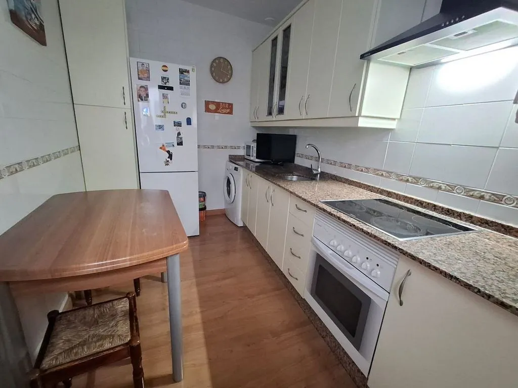 Köök - Historic Centre Flat with Balcony in Cádiz