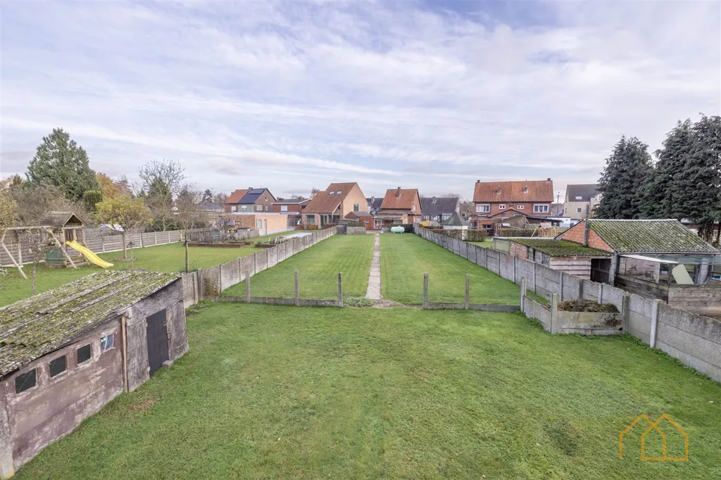 Aed - House with Garden and Terrace in Geel