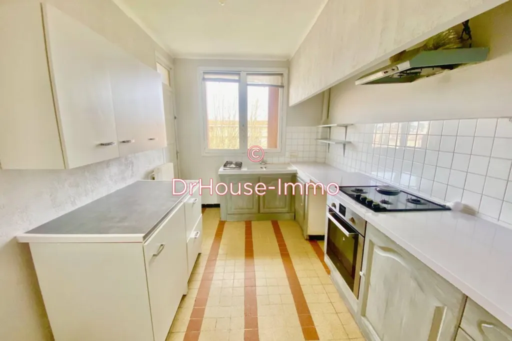 Kitchen - Apartment with Panoramic View in Carcassonne