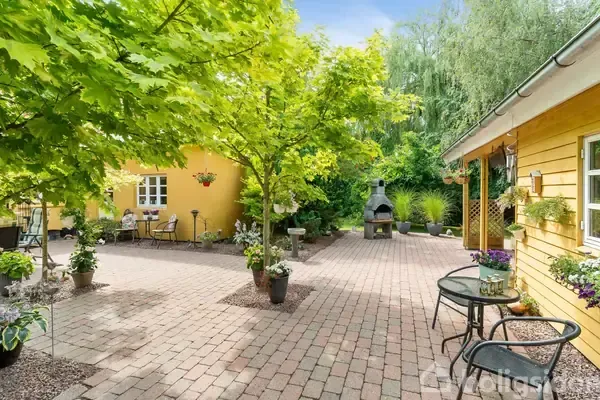 courtyard