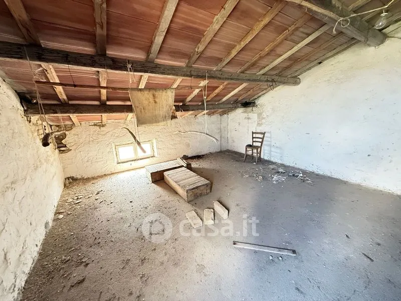 Rooms - Rustic Farmhouse with Garden in Loro Piceno