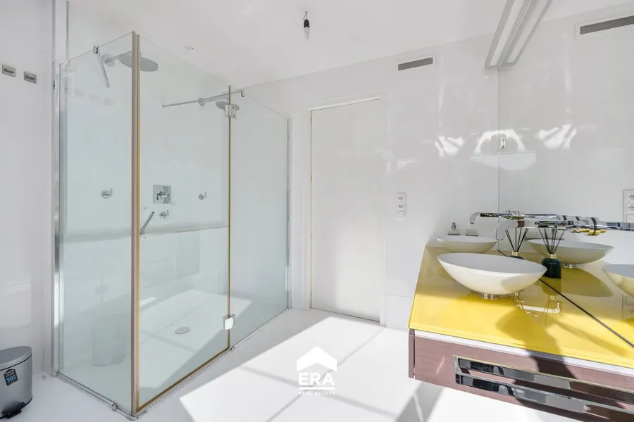 Vannitoad - Energy-Efficient House with Poolhouse in the Area