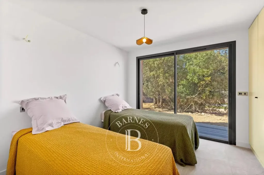 Magamistoad - Contemporary Villa with Pool near Bonifacio