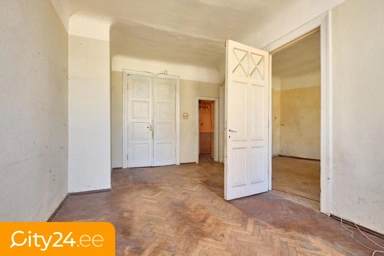 Stanze - Four-Bedroom Apartment in Historic Building, Riga Centre