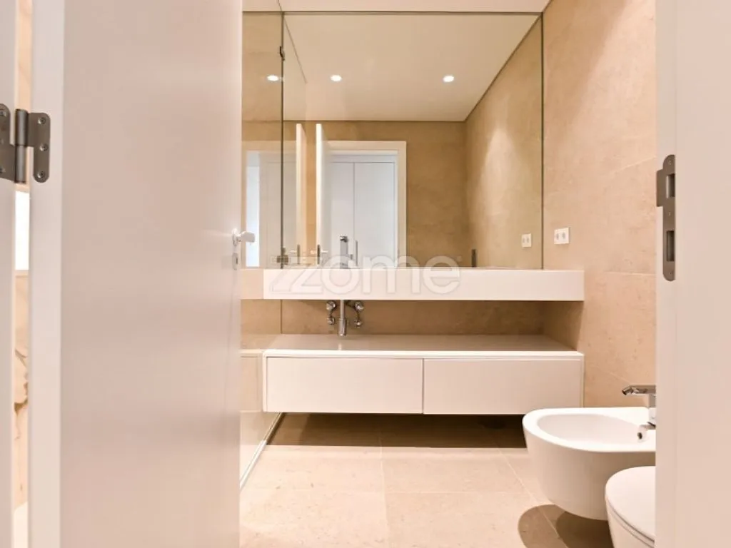Salles de bain - Luxury T4 with Sea View in Cascais