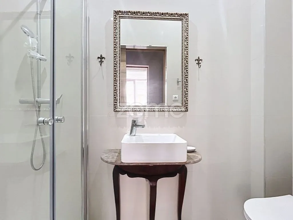 Vannitoad - Luxury House with 8 Suites in Figueira da Foz