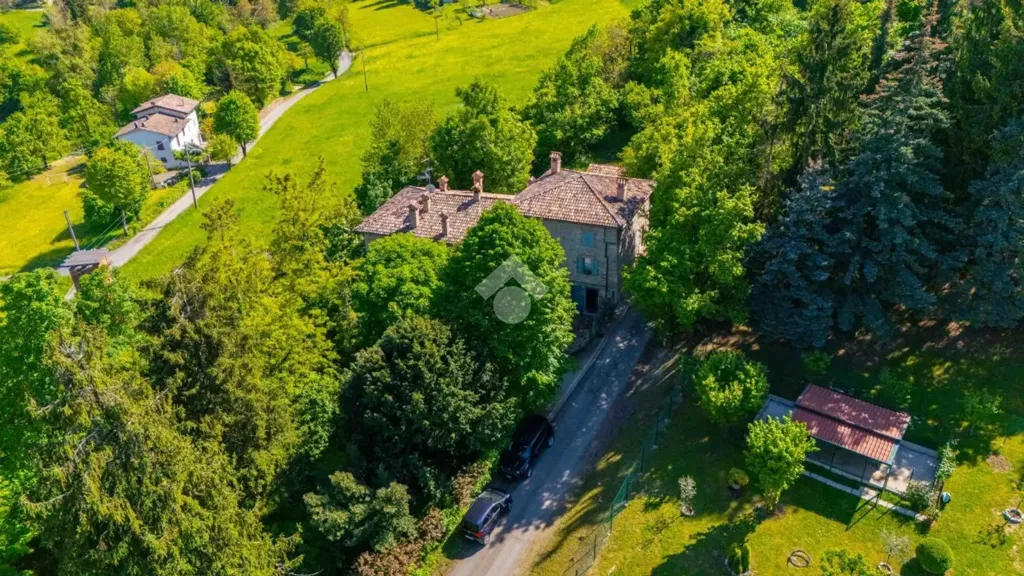 Vue aérienne - Restored Rustico with Garden in Serramazzoni