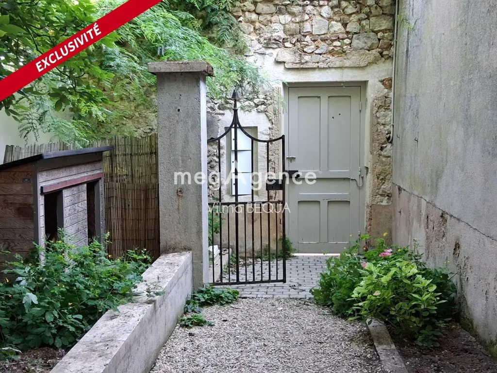 Giardino - 2-Bedroom Apartment in Sens City Centre