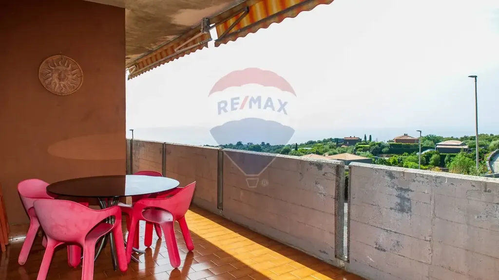 Balcon - Apartment with Sea View Terraces in Aci Castello