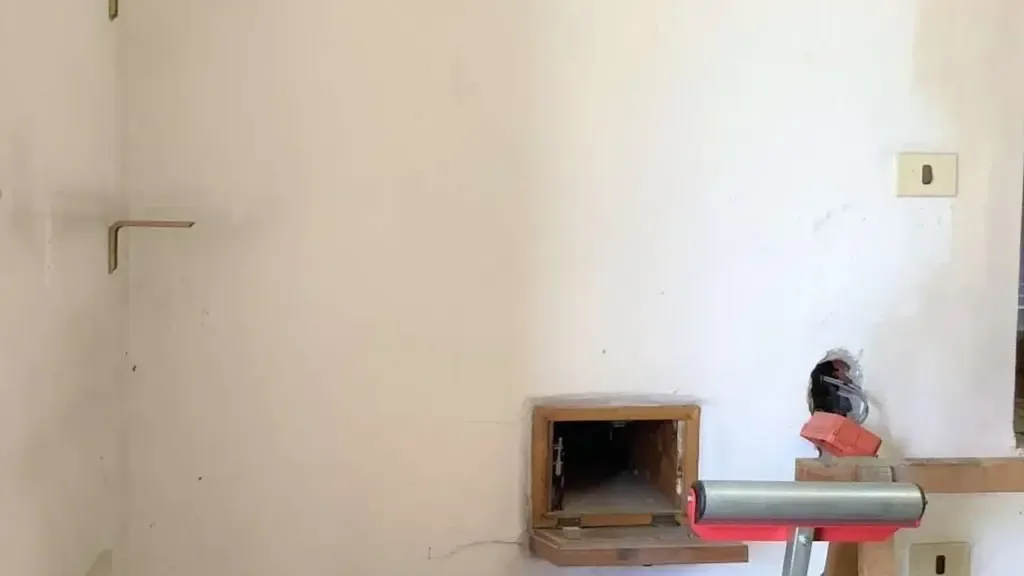 other_room