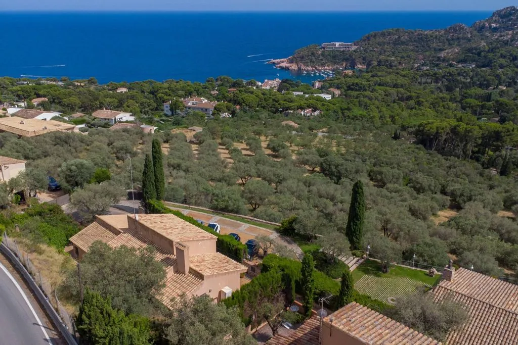 Vista aerea - Detached House with Sea Views in Aiguablava