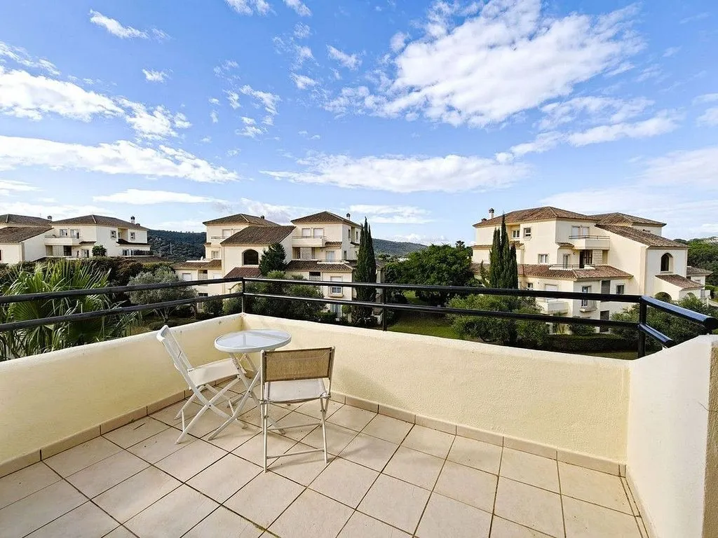 Balcon - Duplex with Sea View and Pool in Sotogrande