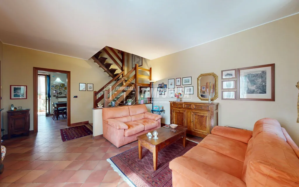 Séjour - Three-Level Townhouse with Private Garden in Bra