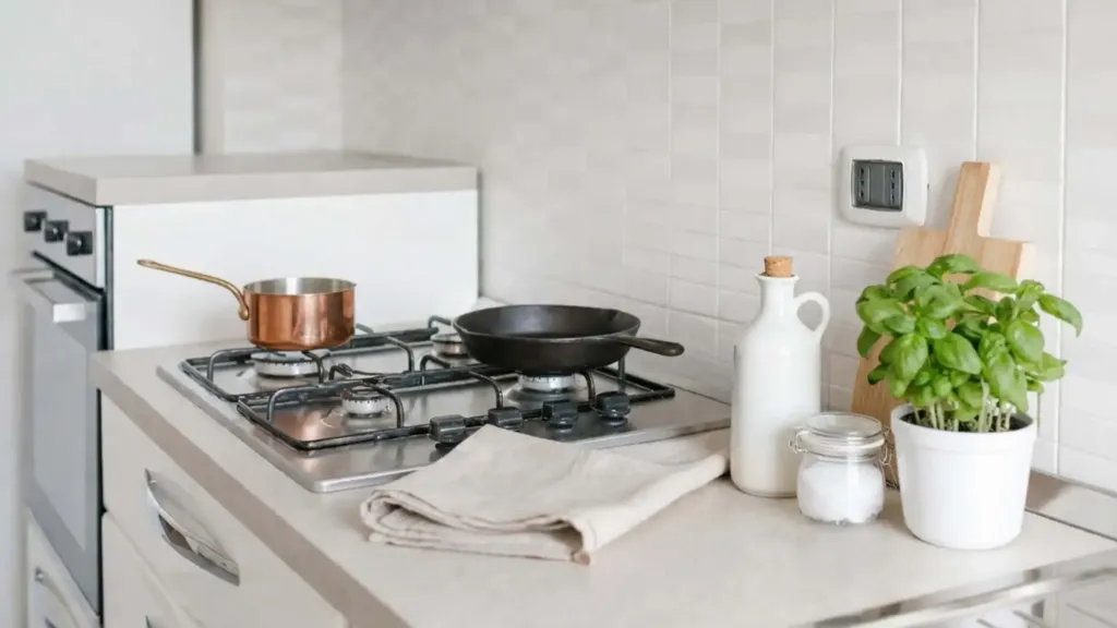 Cucina - One-Bedroom Apartment with Balcony in Milan