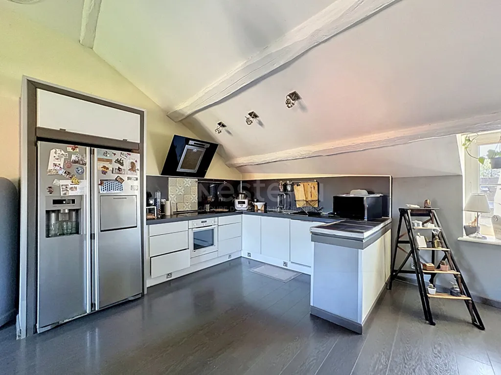 Köök - Charming 4-Bedroom Apartment in Lamorlaye