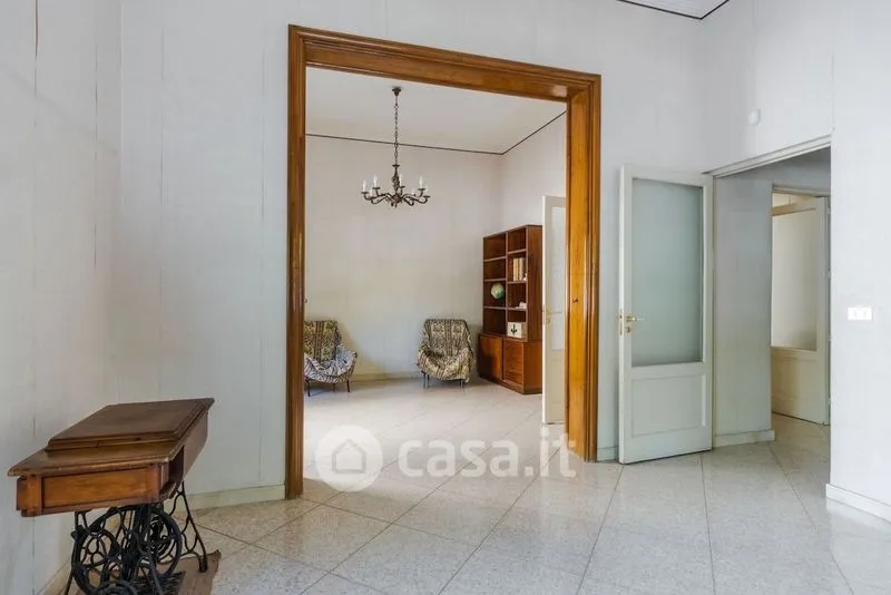 Entrée - 5-Bedroom Apartment with Balcony in Catania Centre