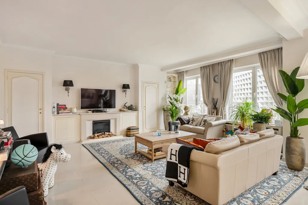 Elutuba - Panoramic Apartment with Albertpark View in Antwerp