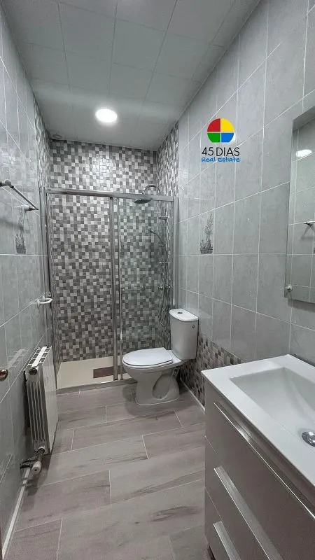 Bagni - Reformed Flat with Terrace in Ripollet Centre