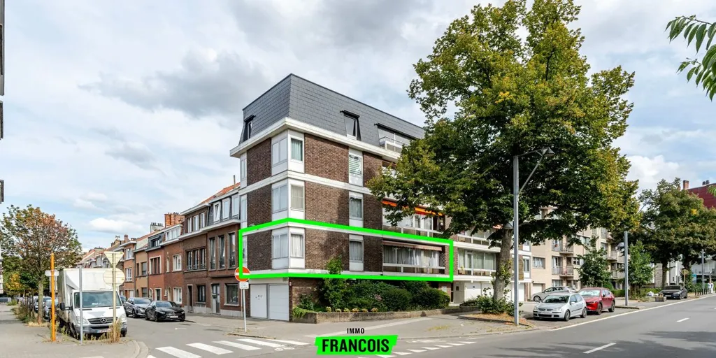 Välivaade - Bright Apartment with Balcony in Ganshoren