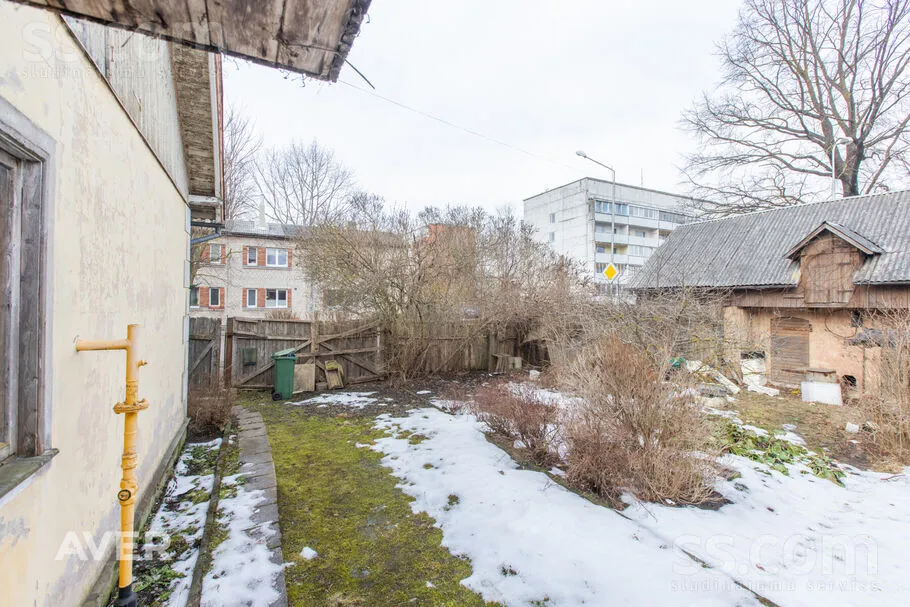 3-toaline maja asukohas Jūrmala