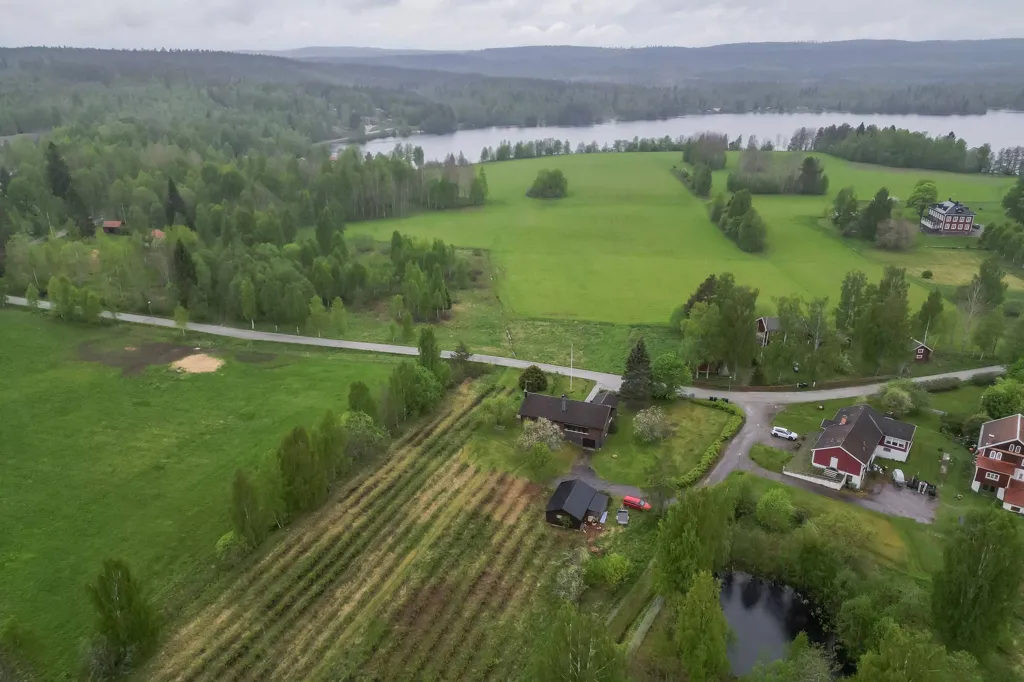 Õhuvaade - 1-Storey Villa with Garden in Lantlig Setting