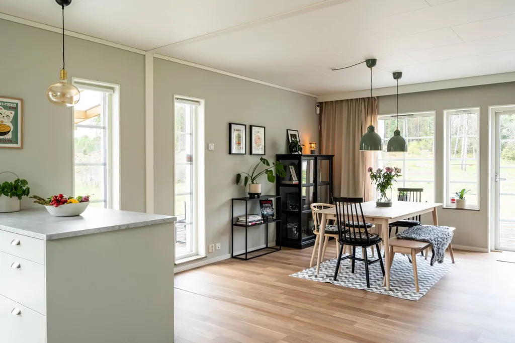 Söögituba - Modern Villa with Garden in Uls-Väsby