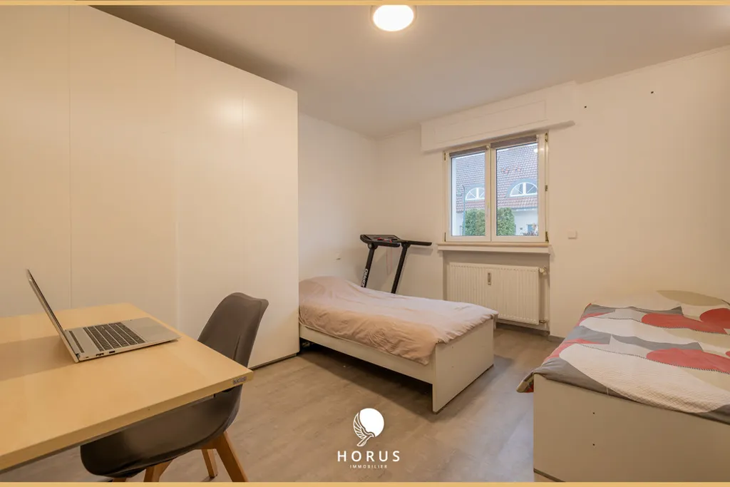 Chambres - Appartement 4 Chambres avec Jardin à Kehlen