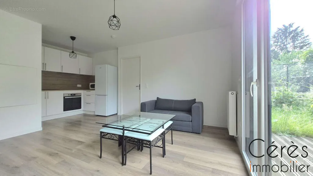 Séjour - Appartement avec Terrasse et Jardin à Romainville