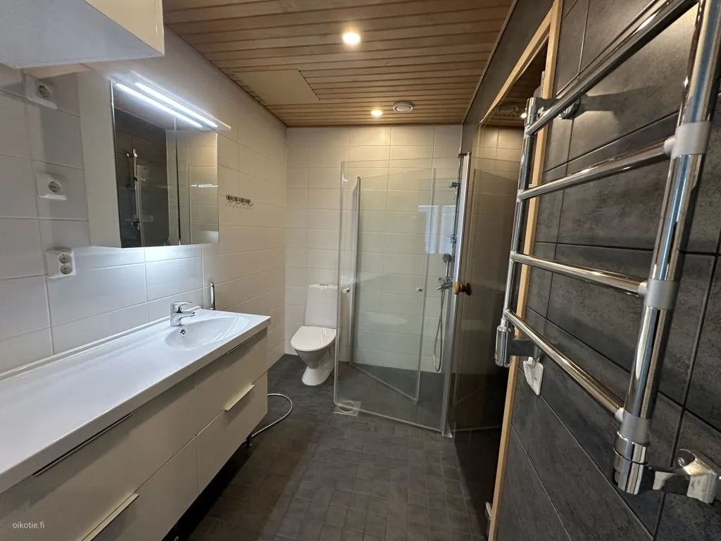 Bagni - Spacious Apartment with Balconies in Kuopio