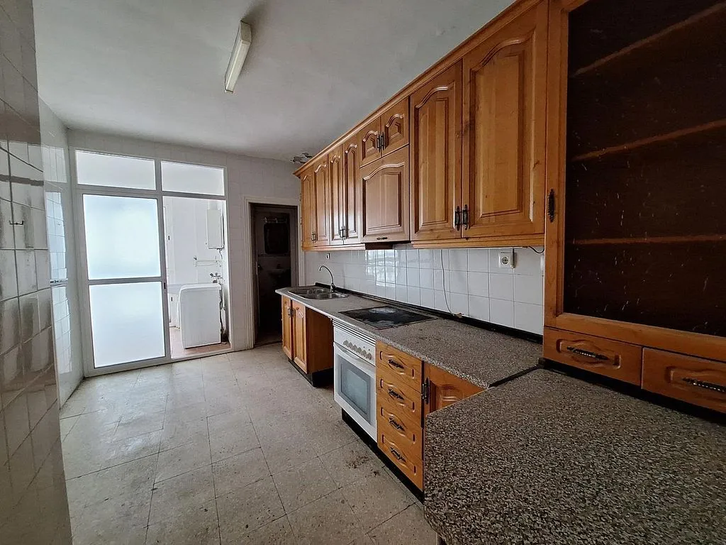 Cucina - Flat with Terrace and Balcony in West