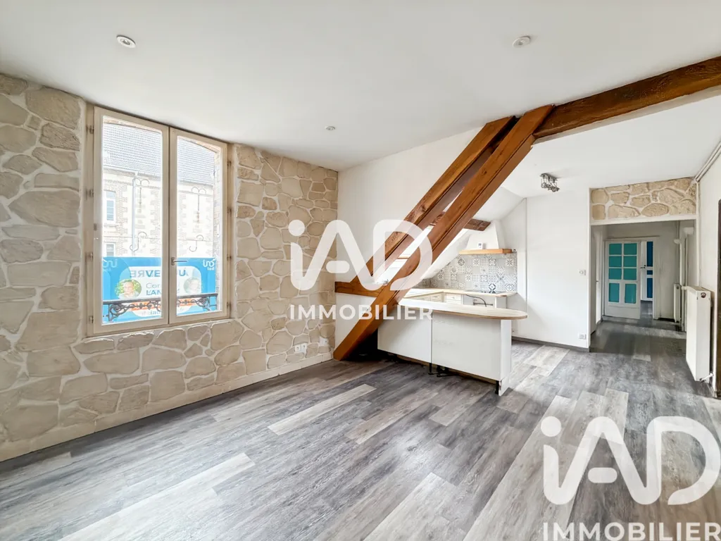 Elutuba - Charming 5-Bedroom Apartment in Sens