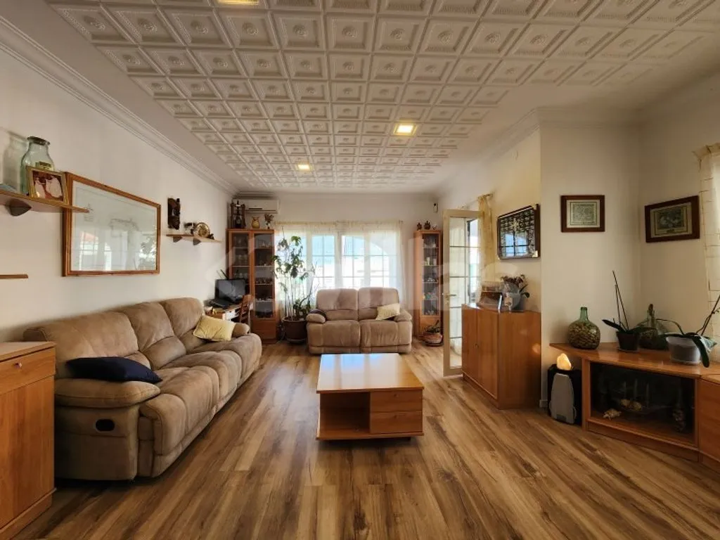 Elutuba - Chalet with Pool in Es Castell, Mallorca