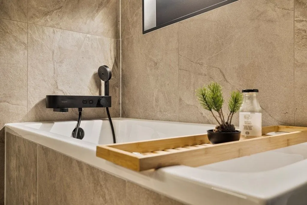 Salles de bain - Furnished Flat with City Views in The Hague