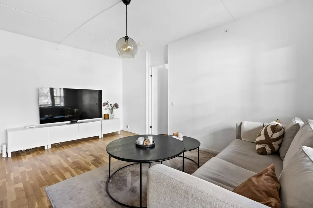 Elutuba - Apartment with Balcony in Kista