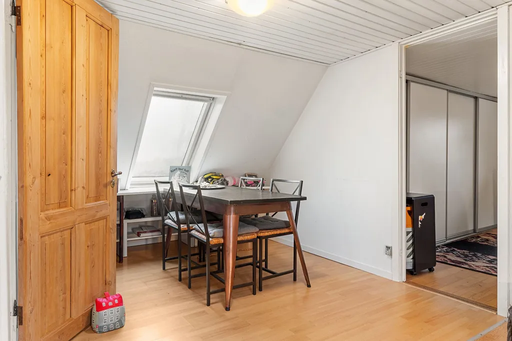 4-toaline maja asukohas Aakirkeby