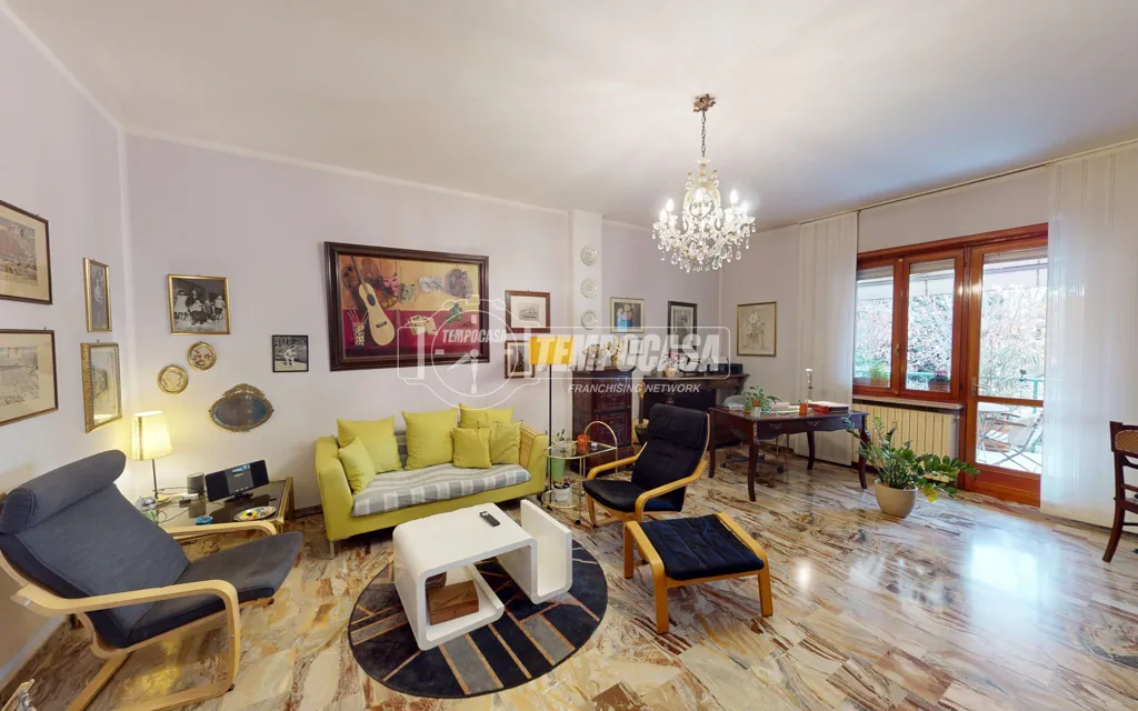 Séjour - Spacious Apartment with Two Terraces in Favria