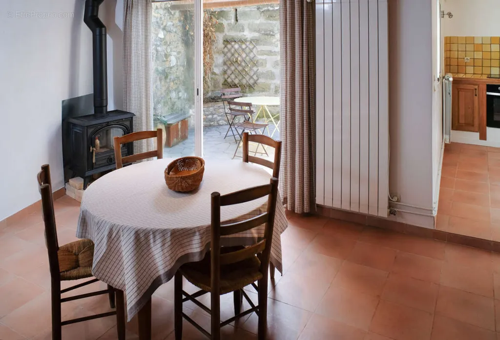 Söögituba - Charming Ensemble with Village Views near Uzès