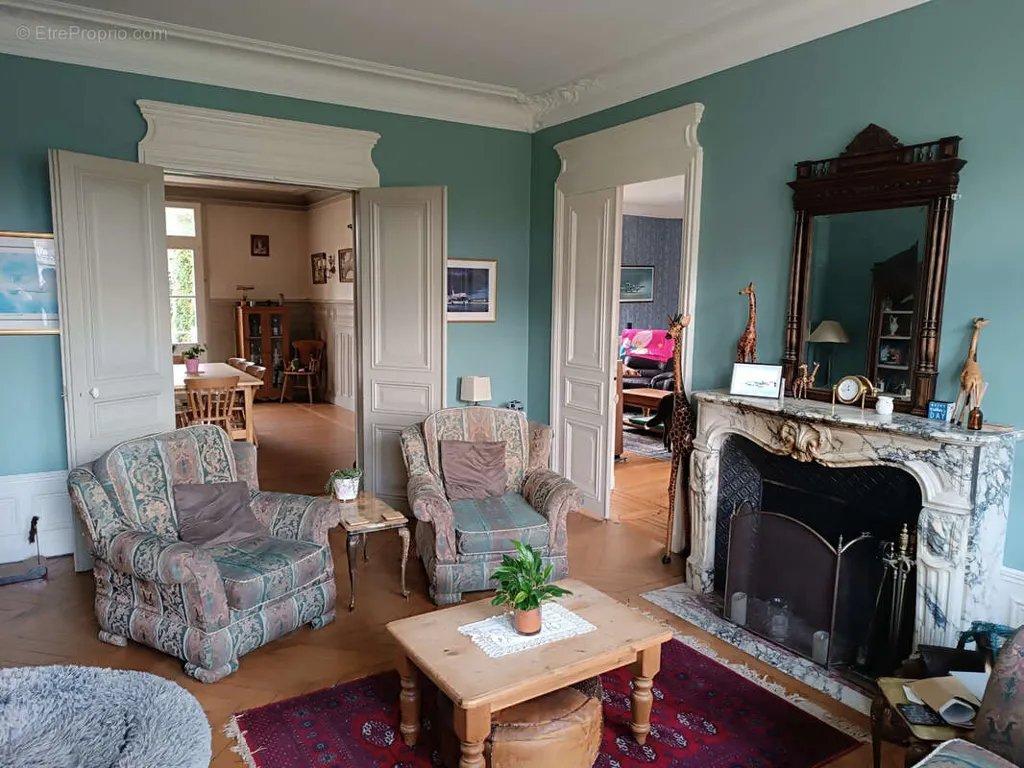 living_room